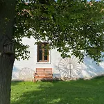 Lantgård Statek Keblice